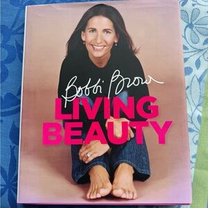 Bobbi Brown Beauty Guide with Pink Highlights